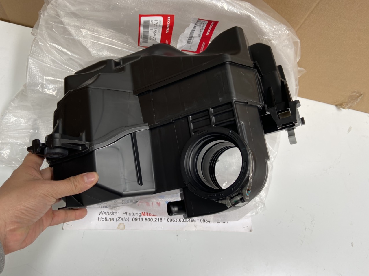 Nắp bầu lọc gió dưới xe Honda CITY 2016